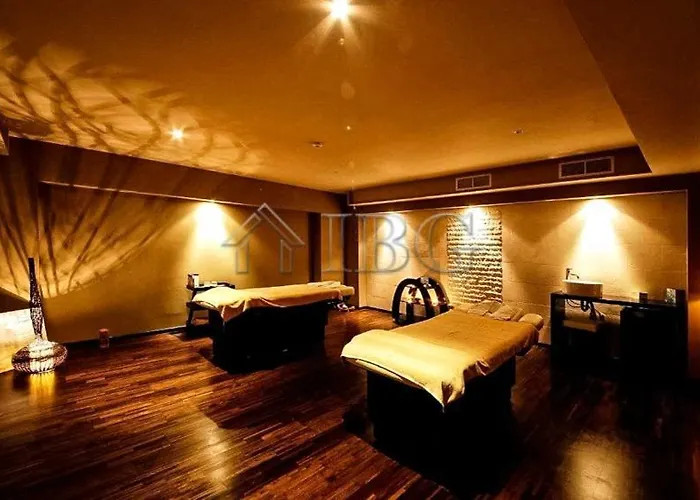 アパート New Light House Golf バルチク